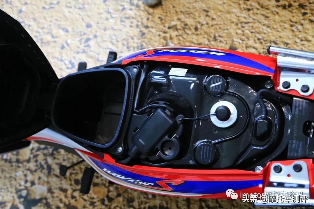 五羊本田佳御110与新大洲本田裂行,新大洲本田裂行rx125fi2