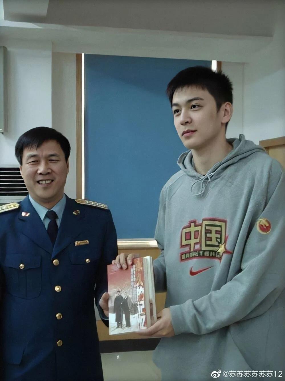 太害羞怎么谈恋爱,和体育生谈恋爱有多浪漫