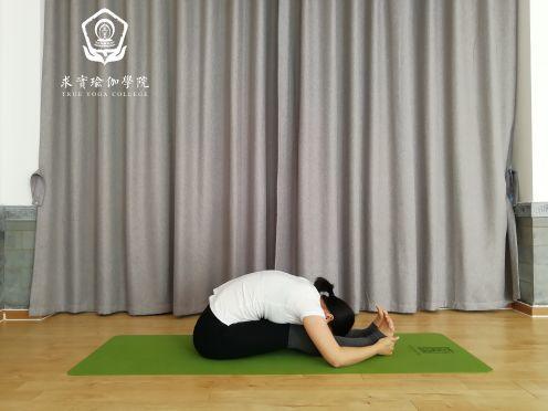 疏通膀胱经络排毒瑜伽,肾经膀胱瑜伽动作