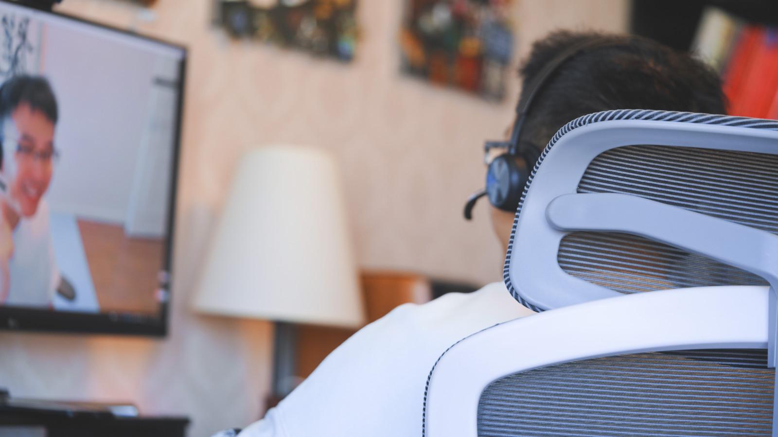 网易人体工程学椅s9,网易3d人体工学椅评测