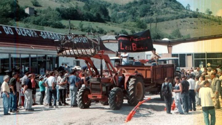 沙拉、法棍、马卡龙？探秘法国麦当劳菜单