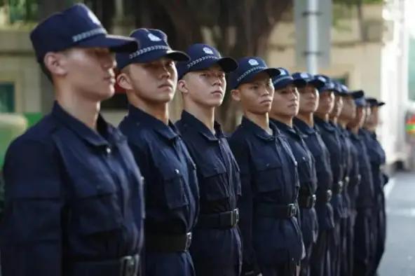 读警校的要求和标准,警校大一新生开学必备物品清单