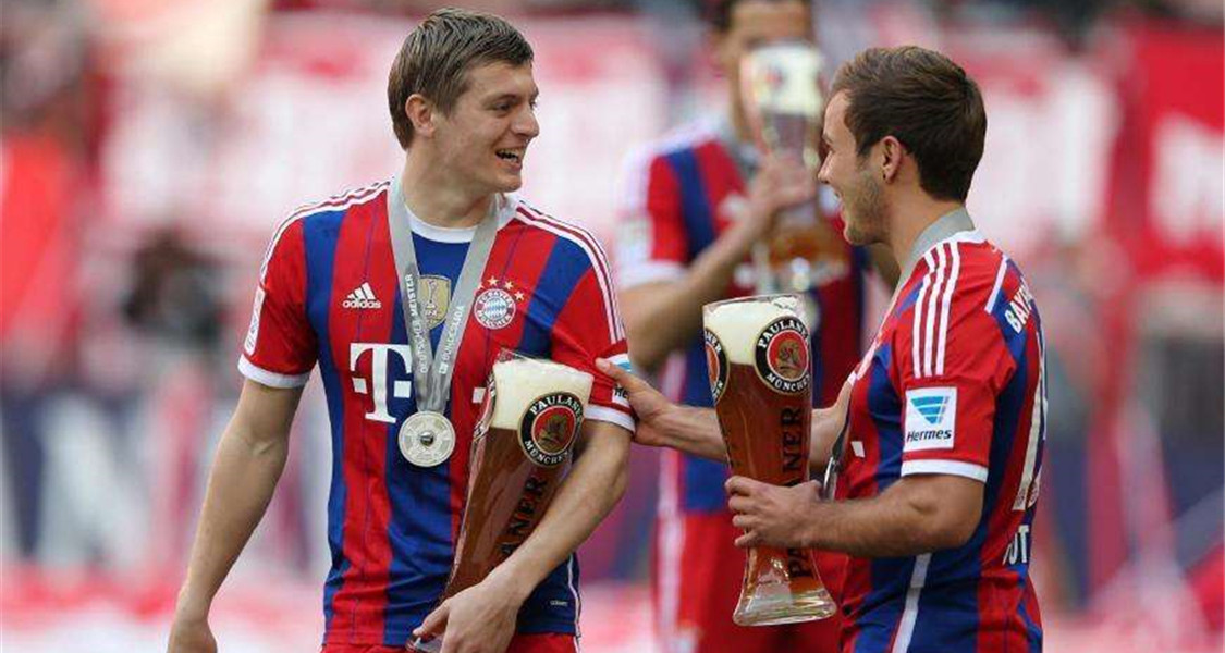 足球大师克罗斯的资料,德国足球名将克罗斯