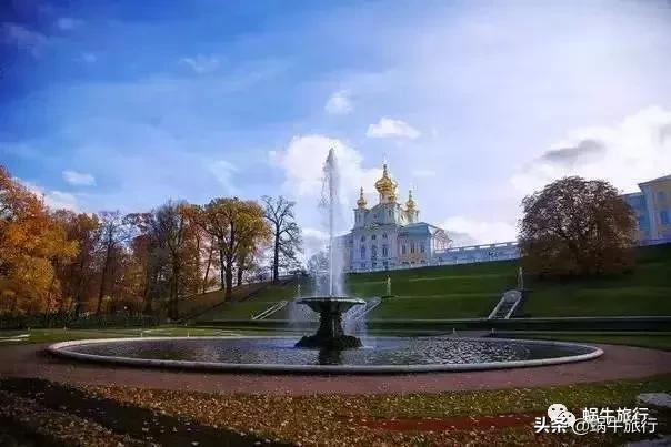 金秋俄罗斯≈霸占一年最美！蜗牛自组限时4K起特价，团队免签