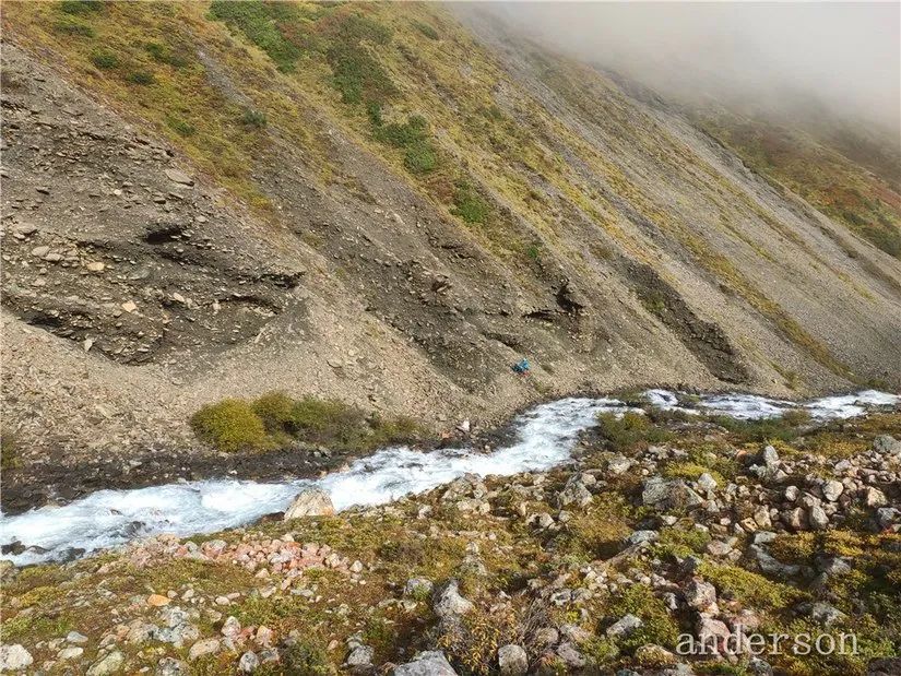 陪着贡嘎过仲秋，深夜听到女生的尖叫（上）