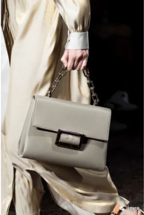 各场合都适用的包包,适合30岁各种场合百搭包包