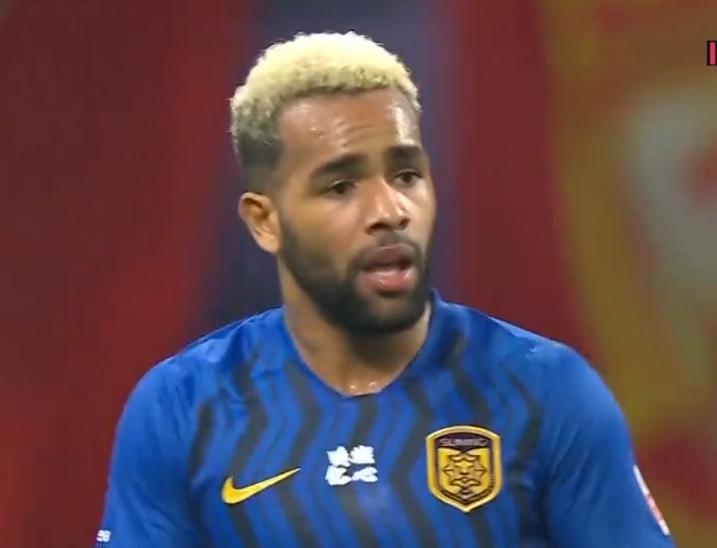 持平高拉特！曝特谢拉归化费用6.4亿，苏宁“硬杠到底”不放人