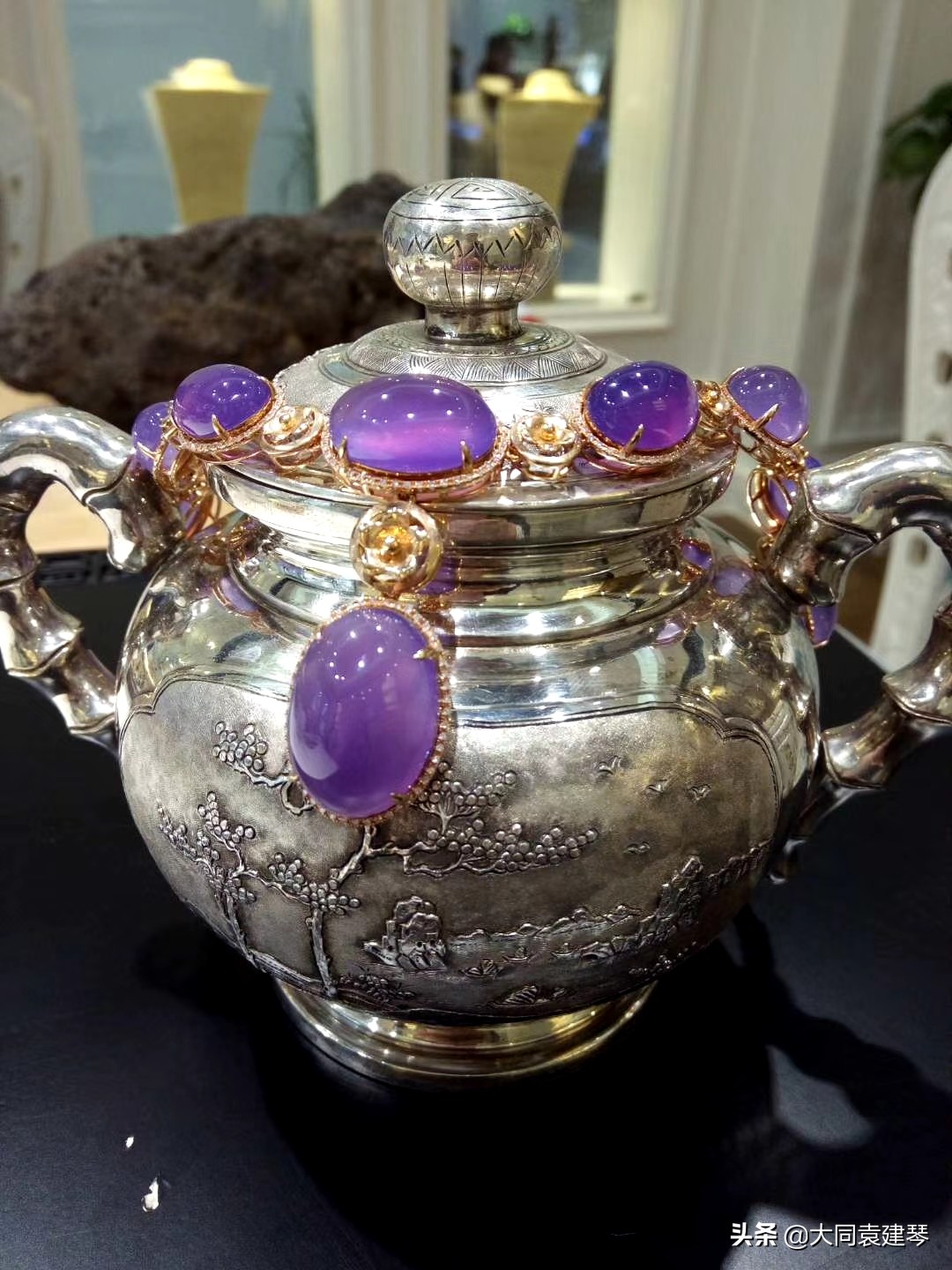 中国大片,中国大量抛售美国国债会怎么样