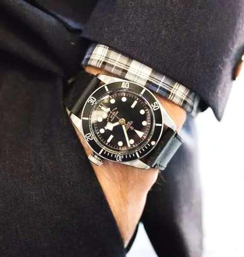 帝舵手表如何确认型号真假图解,购买帝舵要注意什么