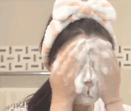 洁面仪的正确使用时间,用洁面仪的好处和坏处有哪些