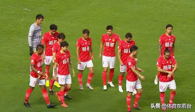 恒大输球原因大曝光！卡帅点评3大问题，与中国男足毛病惊人相似