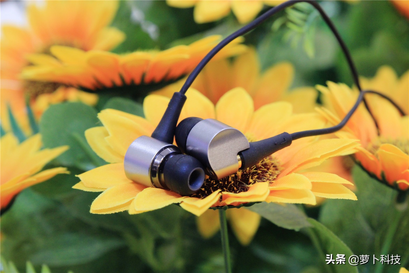 低音惊艳中高频惊喜：高解析耳机松下RP-HDE10试听体验