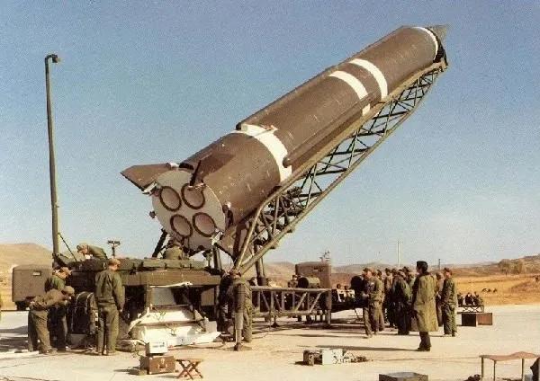 中国与沙特导弹贸易简史:1枚导弹1亿美元,沙特凭此吓阻萨达姆