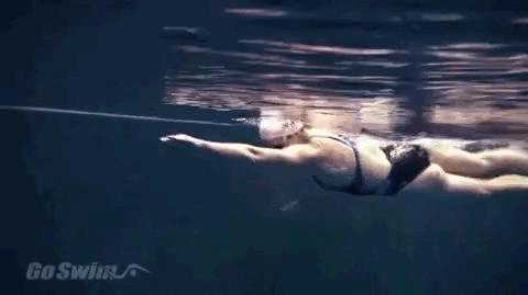 常年游泳，有助腰肩康复还是造成腰肩损伤？吾之蜜糖，彼之*霜砒**