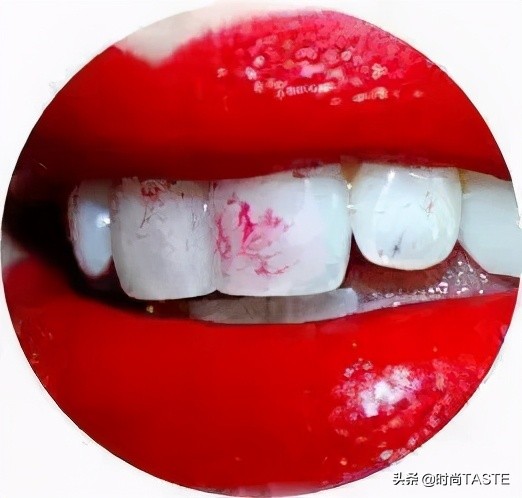 baby口红粘牙什么原因,baby涂口红的正确姿势