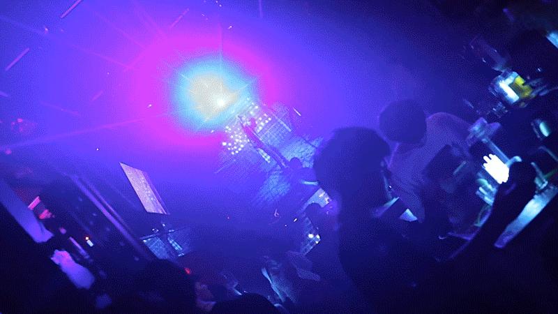 在江边看晚霞圆月，开live派对！难怪中秋节广州人不回家