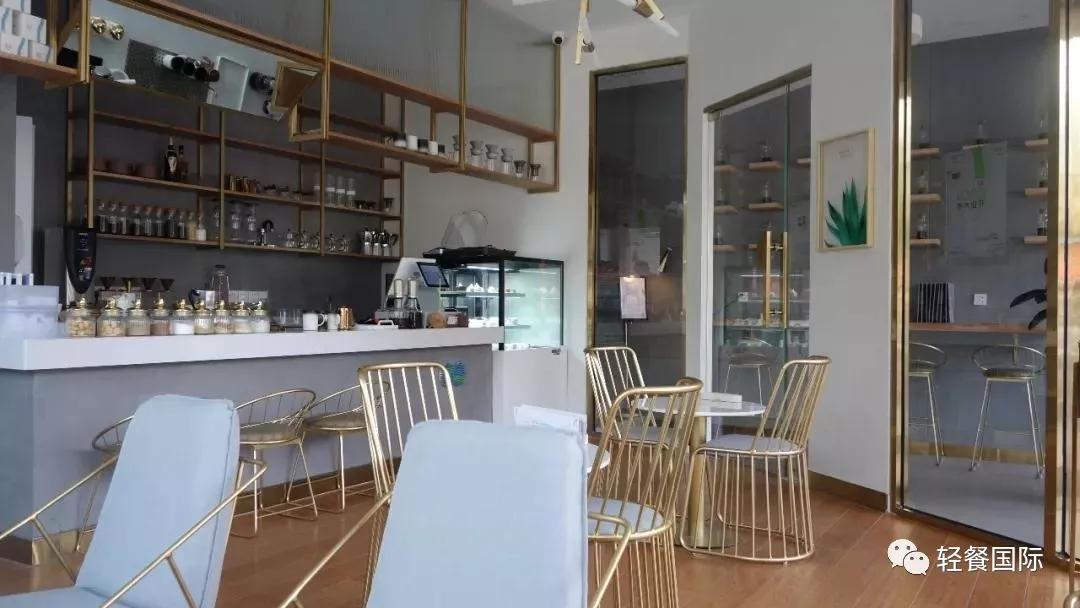 90后女大学生开奶茶店，靠6大“套路”日销千杯