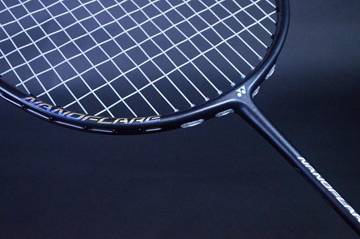 尤尼克斯最新款球拍疾光700测评,疾光1000尤尼克斯测评