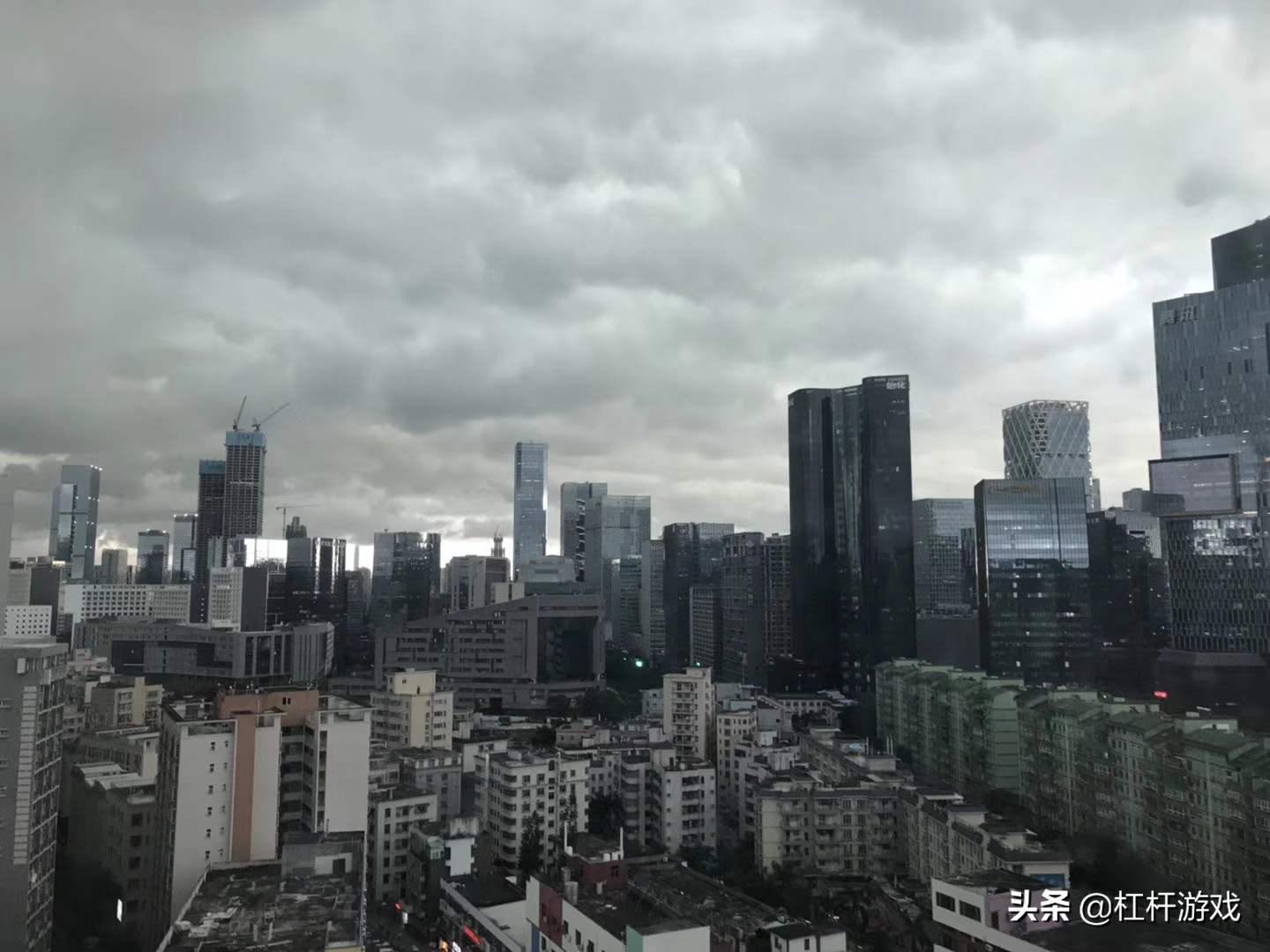 苏宁股票怎么了,苏宁能否走出困局