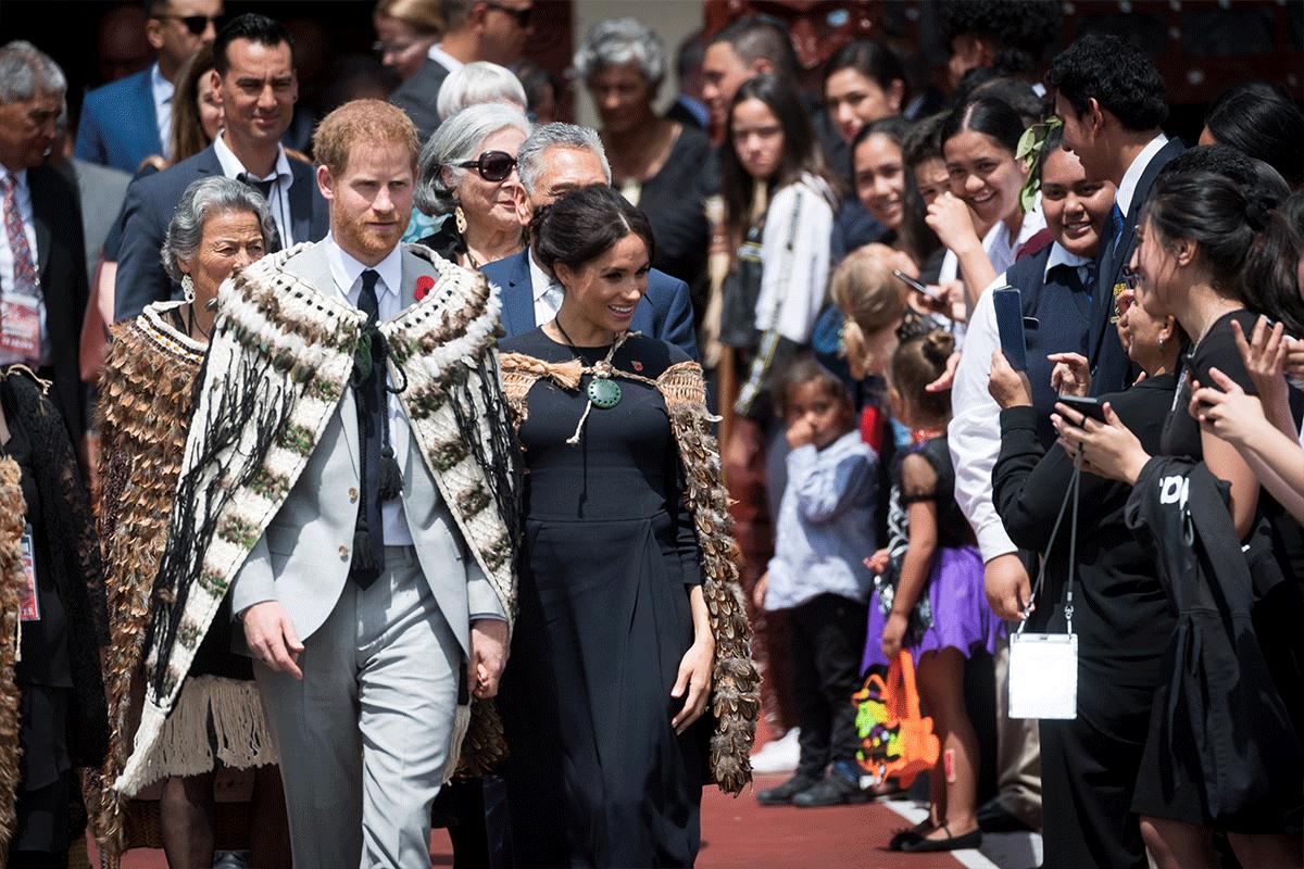 哈里梅根蜜月,哈里梅根徒步游