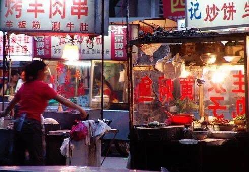 地摊经济火了！但吃了不卫生的地摊小吃导致拉肚子腹泻了怎么办？