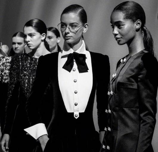 chanel开设职位,chanel接替老佛爷