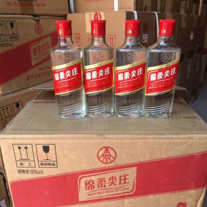 浓香型白酒一百元内有哪些好喝,有哪些百元好酒好喝又不贵的白酒