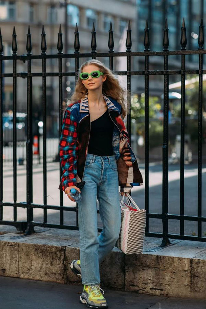 脚骨大适合穿哪种鞋,脚大的女生怎么穿鞋显脚小