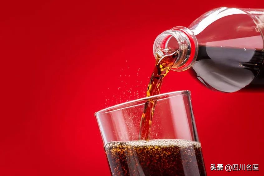 58岁男子吃柚子导致无法行走,58岁男子连吃7天柚子致肌肉溶解