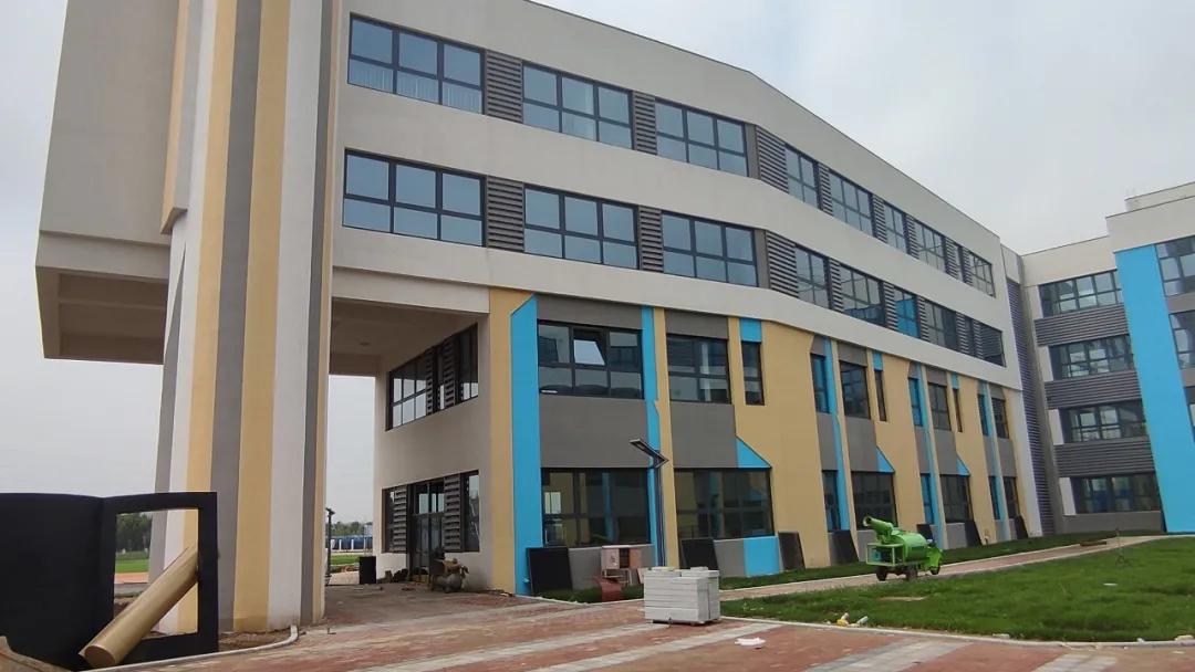 河北廊坊一中老校区详细地址,廊坊新四中新址