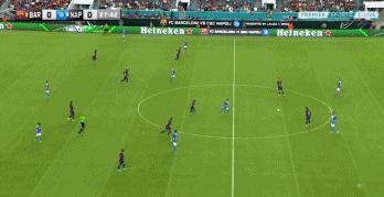 乌拉圭球星苏亚雷斯技术,苏亚雷斯和格列兹曼谁放左路右路