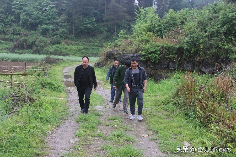 病倒在脱贫攻坚战场上的镇*党**委书记，病逝前体重从180斤降到70斤