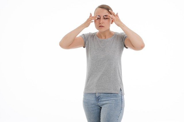 肝不好眼睛干眼睛疼怎样保护,肝脏导致眼睛干涩应该吃什么药