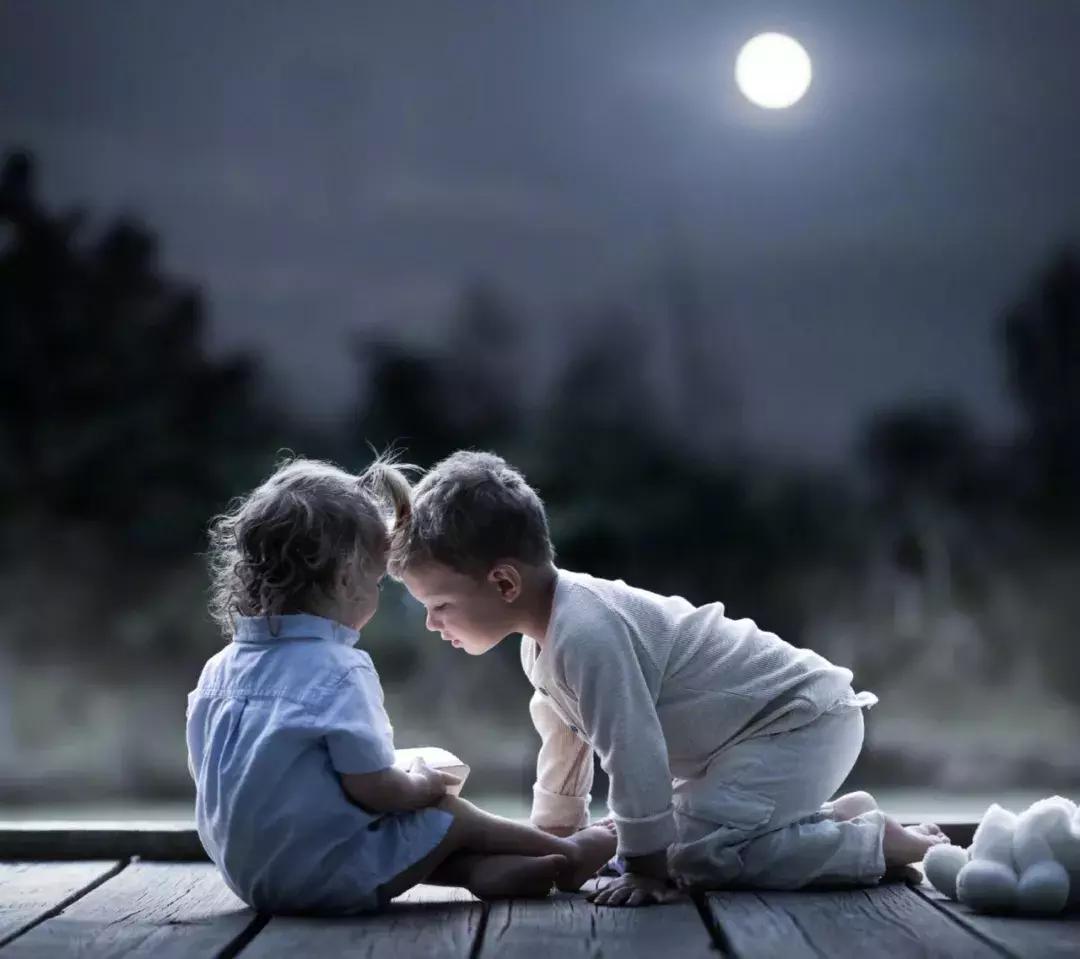 「二胎家庭必看」两兄弟打架,这位妈妈的做法绝了