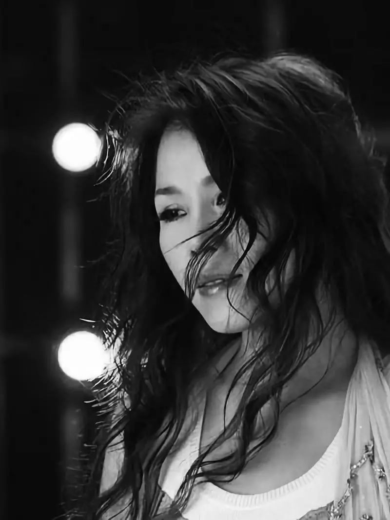 曾经是内地的歌坛一姐,现在的歌坛一姐是谁