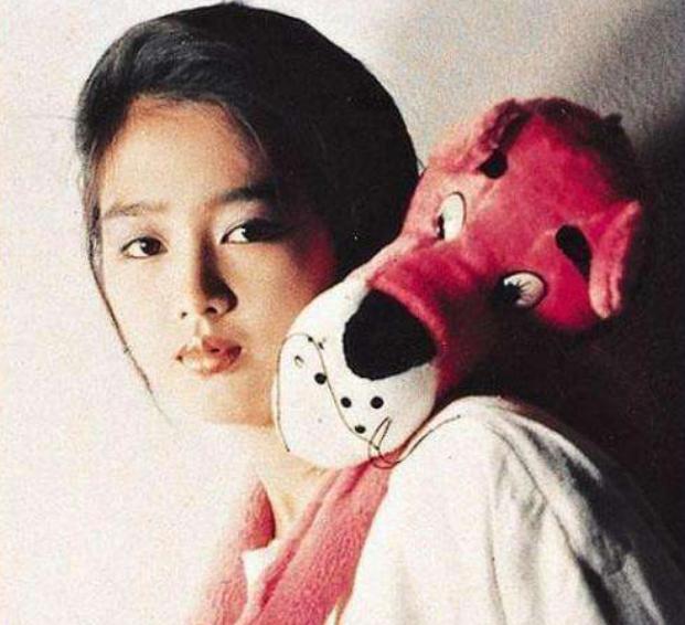 刘德华谈与三大天王的关系,不老男神刘德华完整