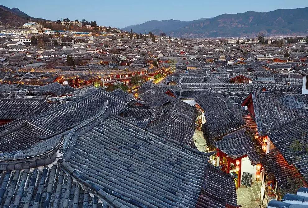 重庆旅游6天5晚团购价含往返机票,重庆出发1000元4天3晚的旅行