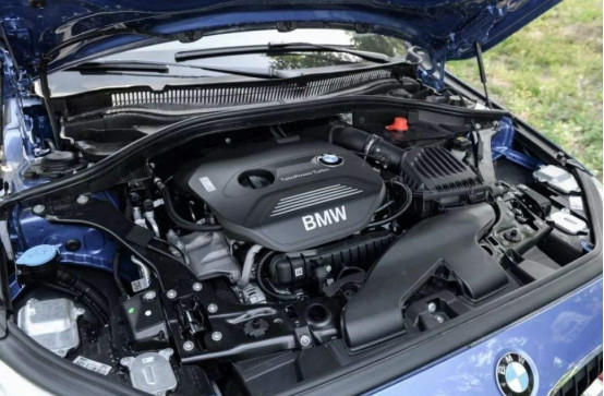 同样2.5的排量四缸和六缸的区别,2.5四缸和2.5六缸哪个快