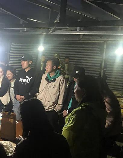 世腾控股记青海战区千姿湖之旅