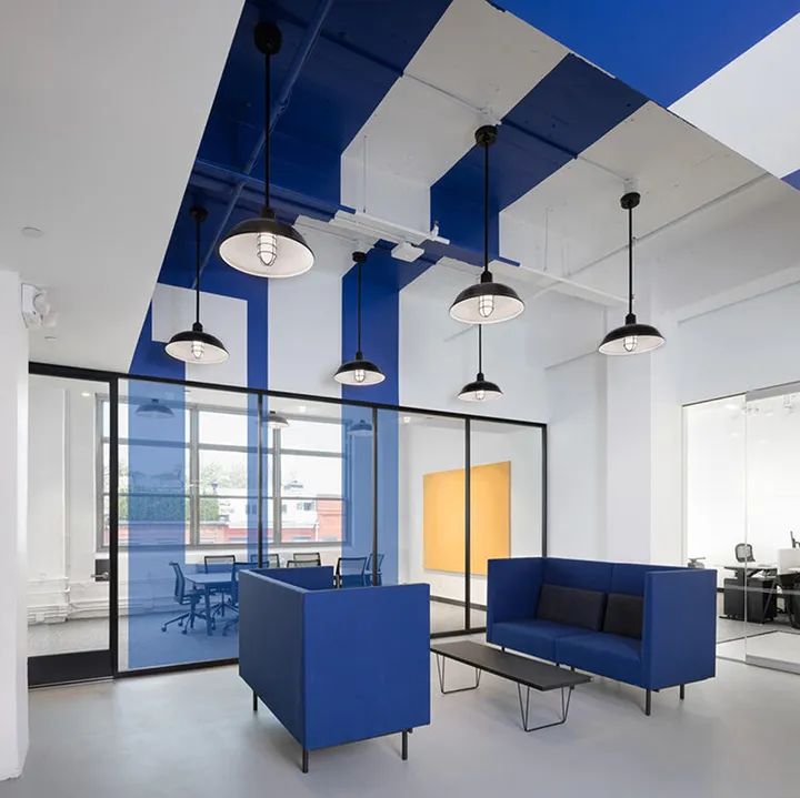 阿迪达斯旧设计,阿迪达斯大楼装修