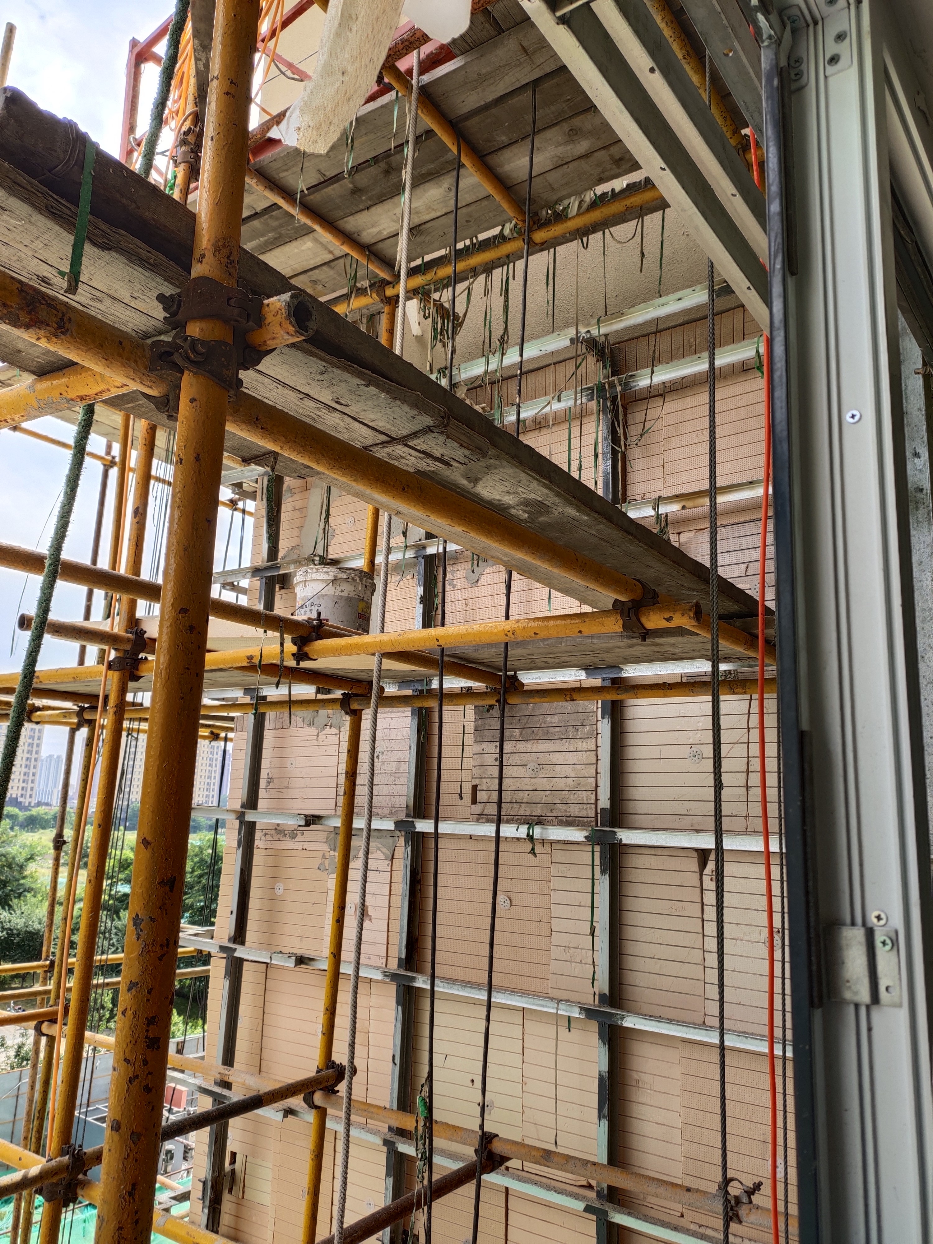 开远凤凰湖畔小区地址,唐山凤凰湖畔小区房价走势