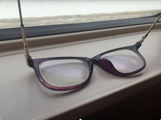 眼镜清洗的正确方法,眼镜如何正确清洗干净