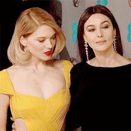 她是全球公认的最性感女神：“裸露”却不情色的人间*物尤**