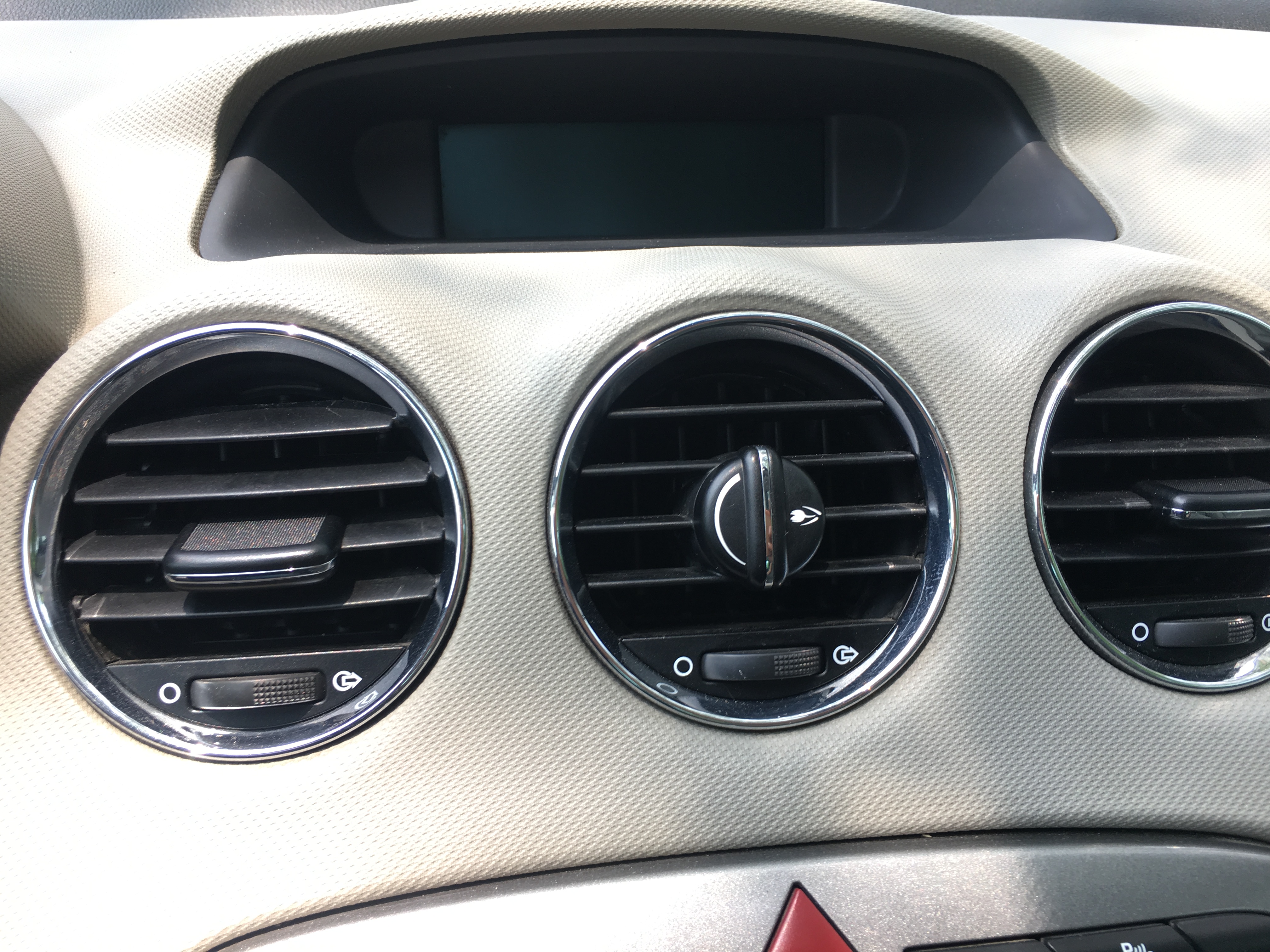 法系车老款标致308,标致308sw算b级车