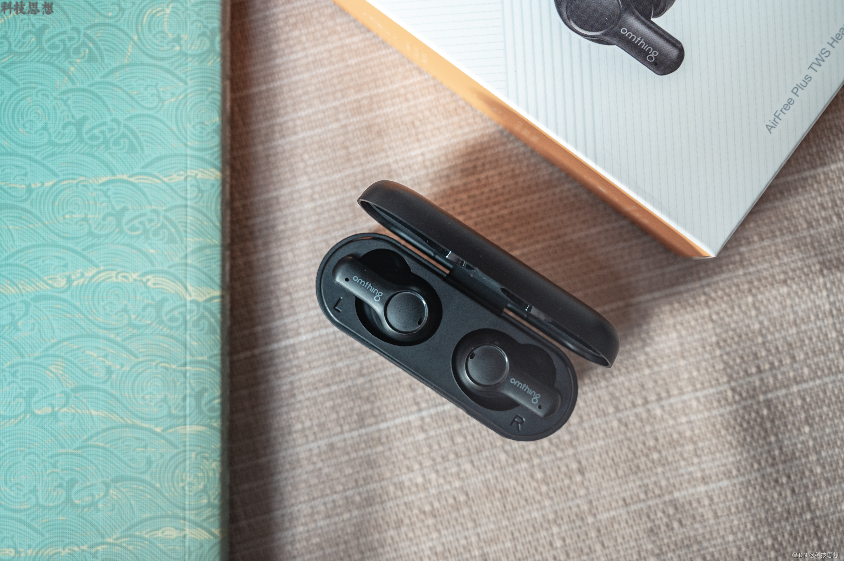 蓝牙耳机简约高颜值air,设计有趣的好耳机