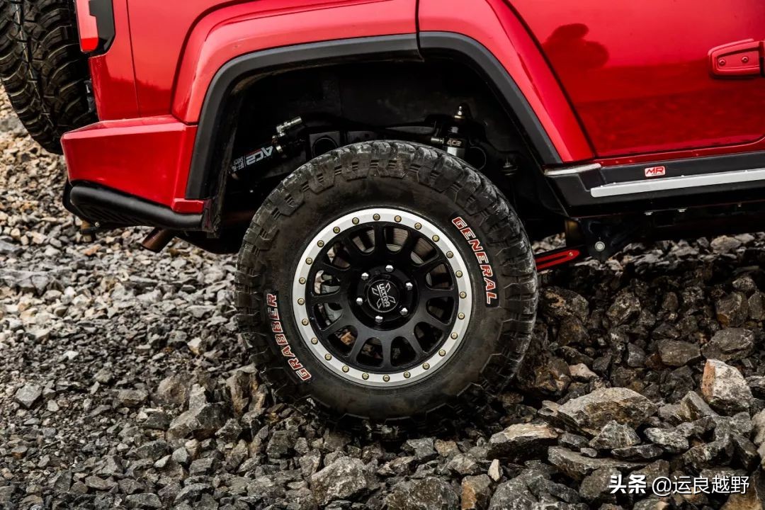 打造国人的越野玩具，BJ40PLUS改装案例发布