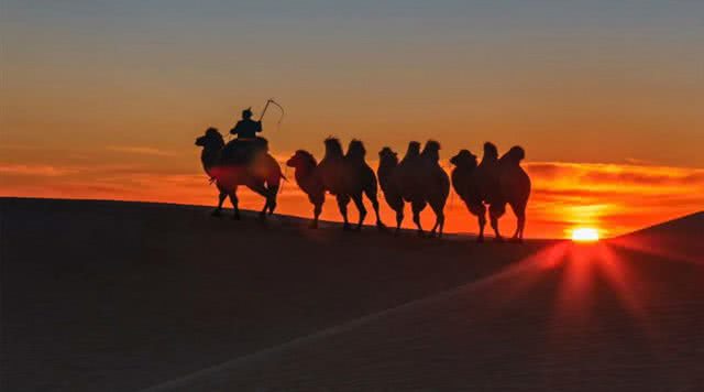 内蒙古沙漠旅游景点,内蒙古沙漠景点大全图片高清