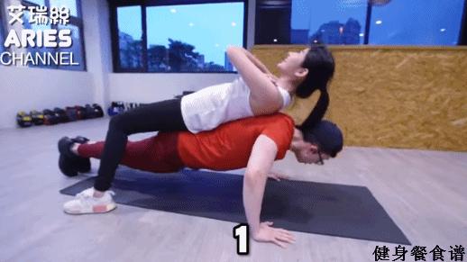 情侣拍照姿势的摆法,适合情侣的拍照姿势