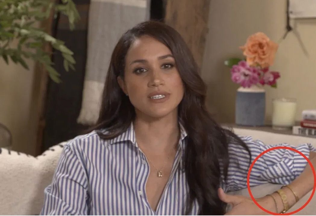 梅根戴卡地亚戒指,梅根个人珠宝