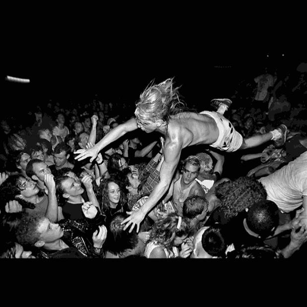 致敬环卫大叔的视频,致敬重金属摇滚